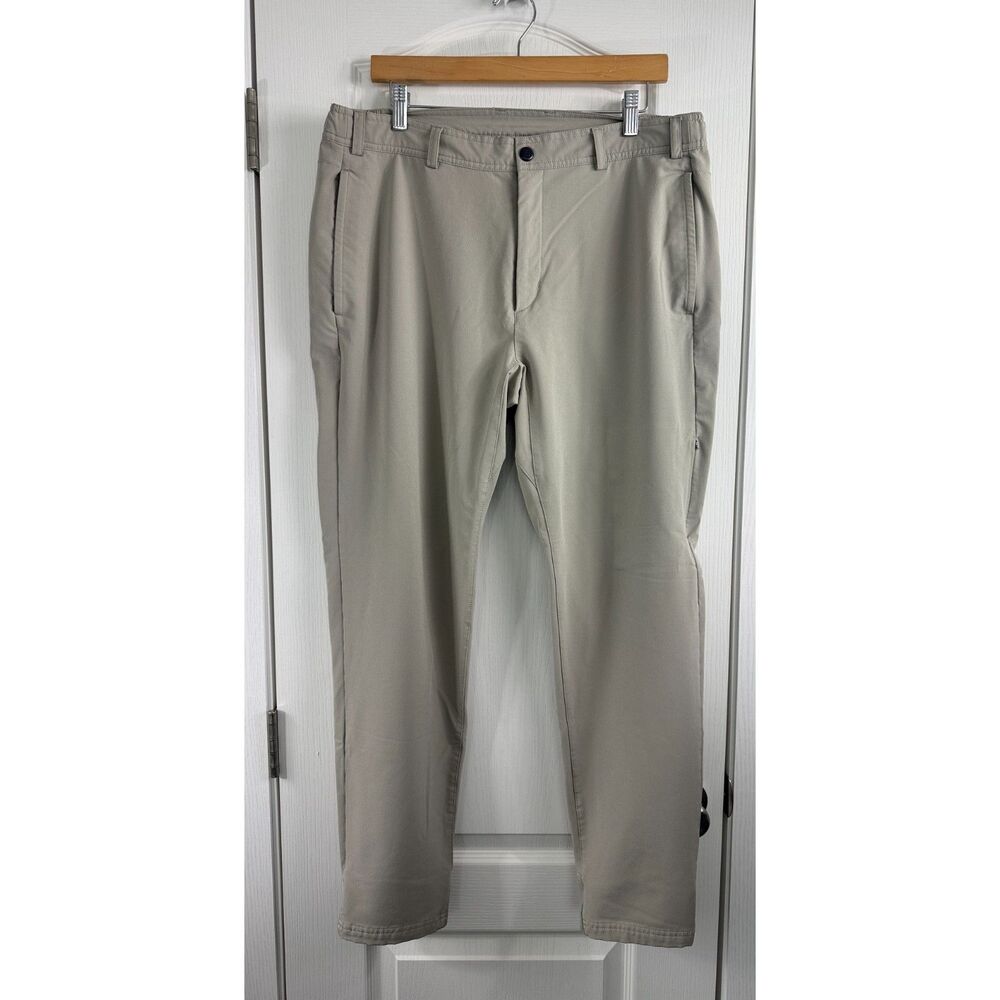 Mack Weldon Men's Radius Flex Jogger Pants Large Beige Khaki Stretch Zip Pockets